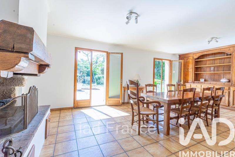 Maison - 192 m² - 8 pièces