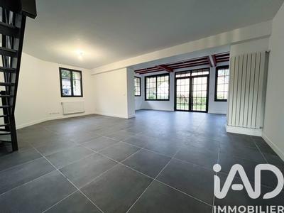 Maison - 87 m² - 4 pièces