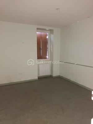 Corps de ferme - 379 m² - 14 pièces