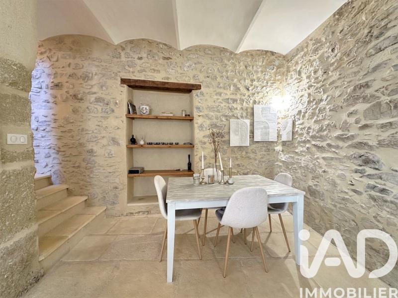 Maison - 105 m² - 4 pièces
