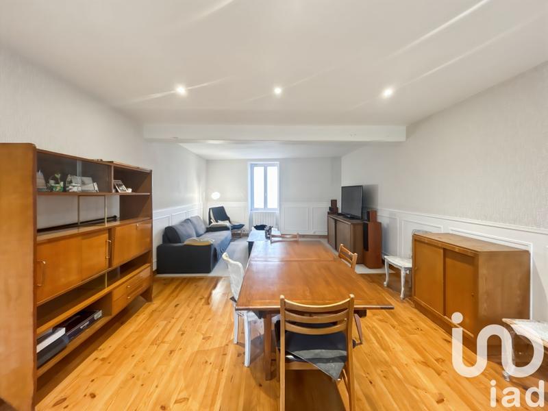 Maison - 186 m² - 7 pièces