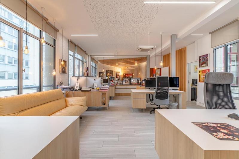 Bureau - 195 m²