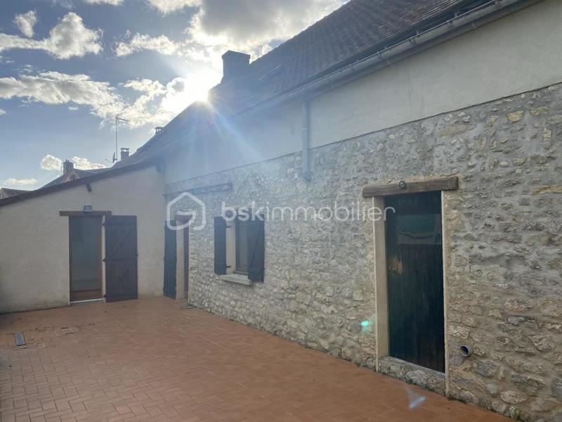 Maison en pierre - 140 m² - 5 pièces
