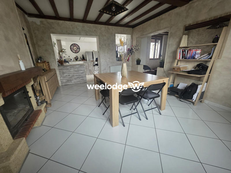 Maison - 94 m² - 5 pièces