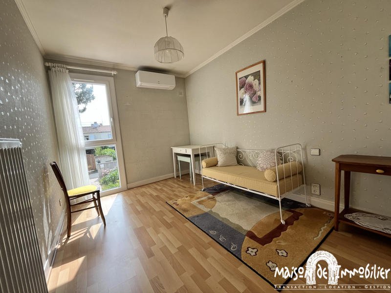 Maison - 111 m² - 6 pièces