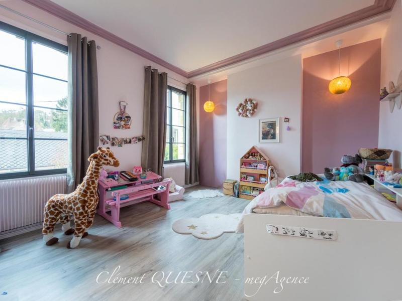 Maison - 421 m² - 11 pièces