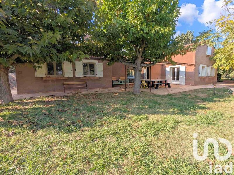 Maison - 200 m² - 7 pièces