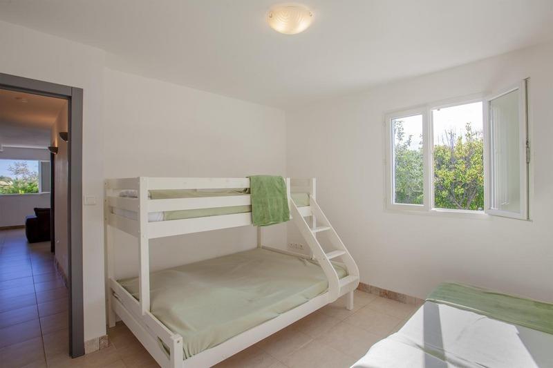 Maison - 144 m² - 8 pièces