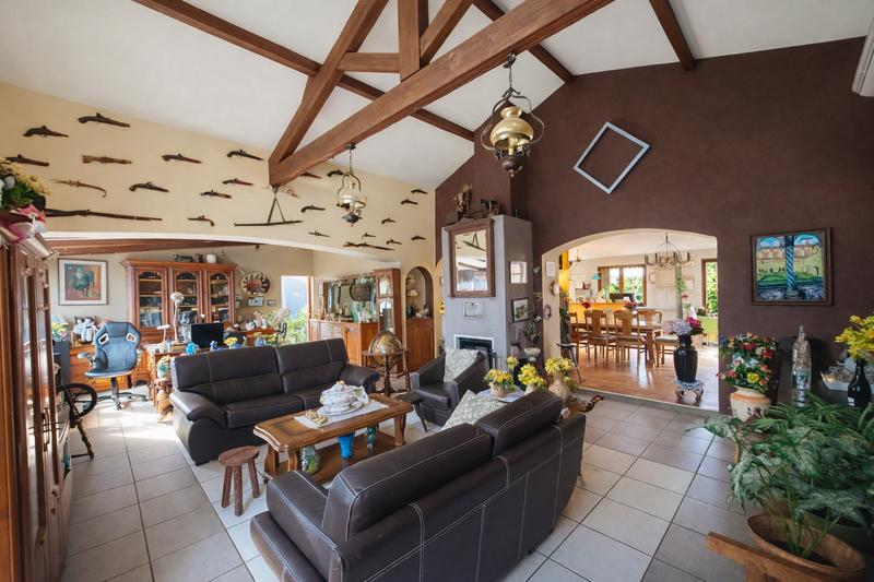 Maison - 175 m² - 5 pièces