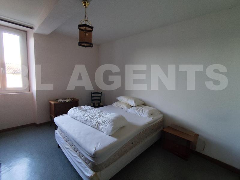 Maison - 180 m² - 6 pièces