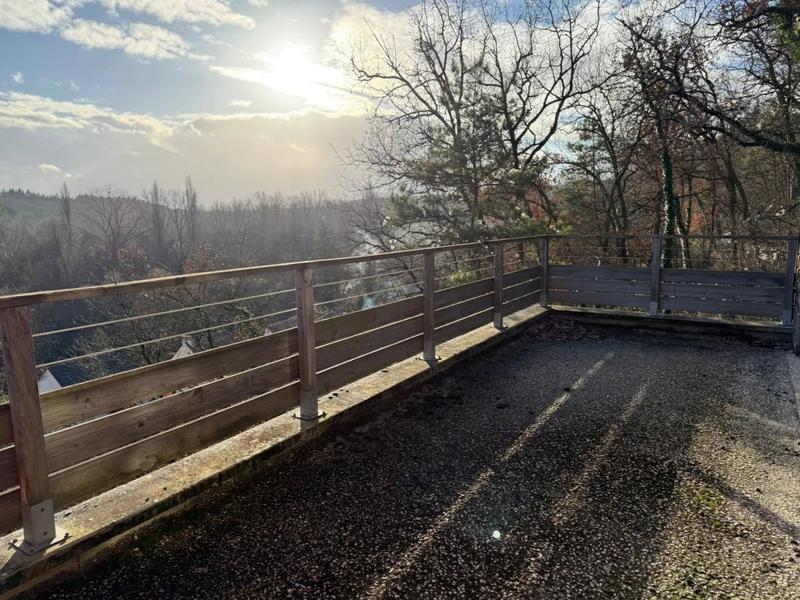 Maison - 170 m² - 7 pièces