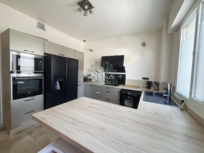 Appartement - 109 m² - 5 pièces