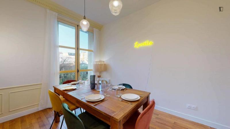 Chambre - 12 pièces