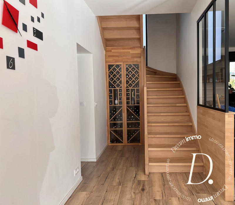 Maison - 166 m² - 5 pièces