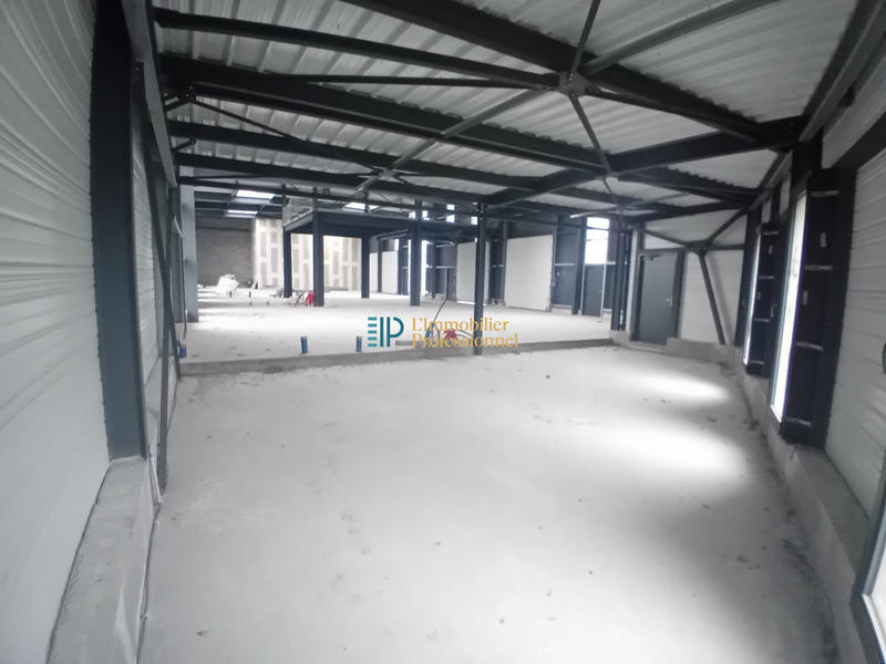 Local d'activités - 640 m²
