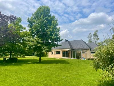 Maison - 98 m² - 5 pièces