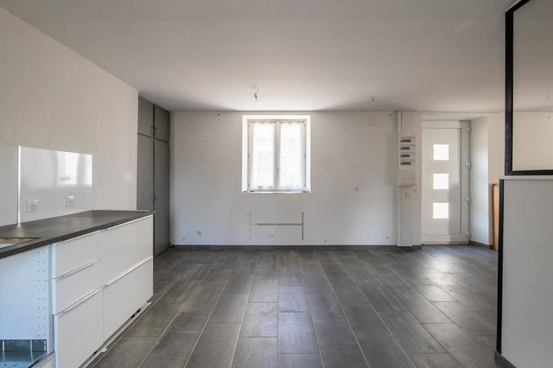 Maison - 101 m² - 1 pièce