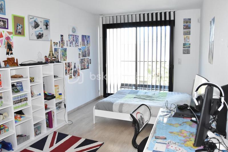 Maison d'architecte - 264 m² - 7 pièces