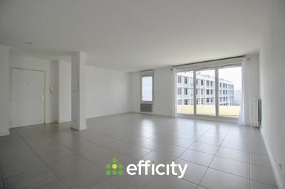 Appartement - 80 m² - 3 pièces
