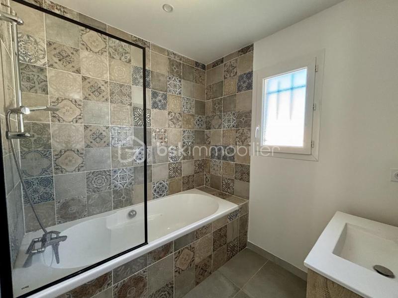 Villa - 80 m² - 4 pièces