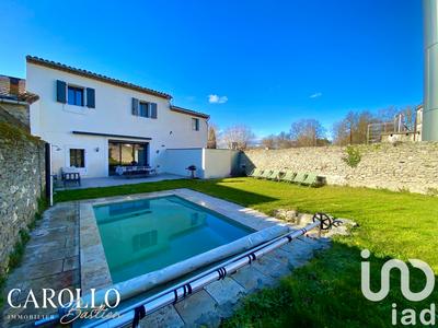 Maison - 310 m² - 10 pièces