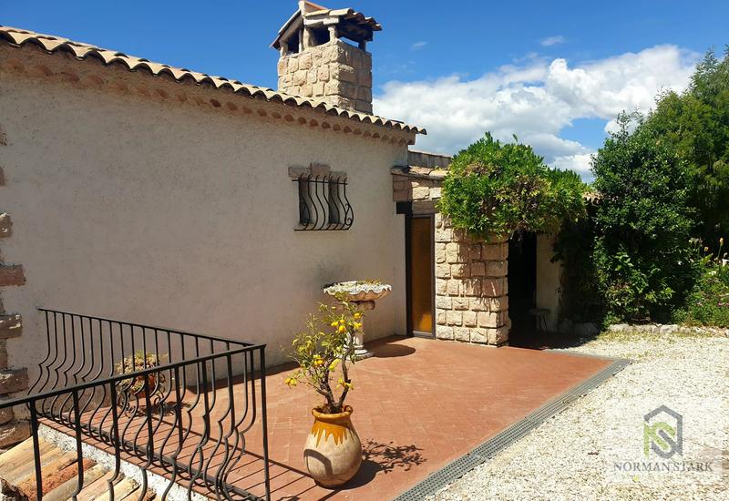 Villa - 140 m² - 7 pièces