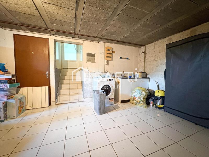 Maison - 94 m² - 5 pièces