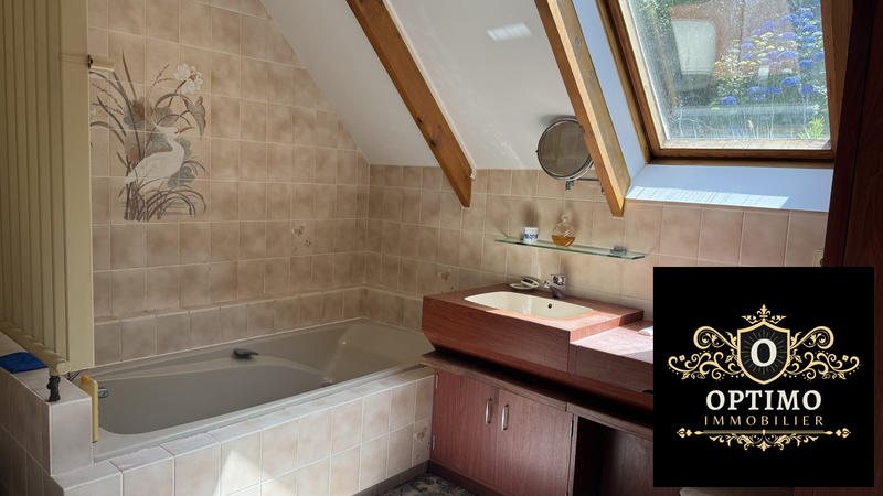 Maison contemporaine - 204 m² - 7 pièces