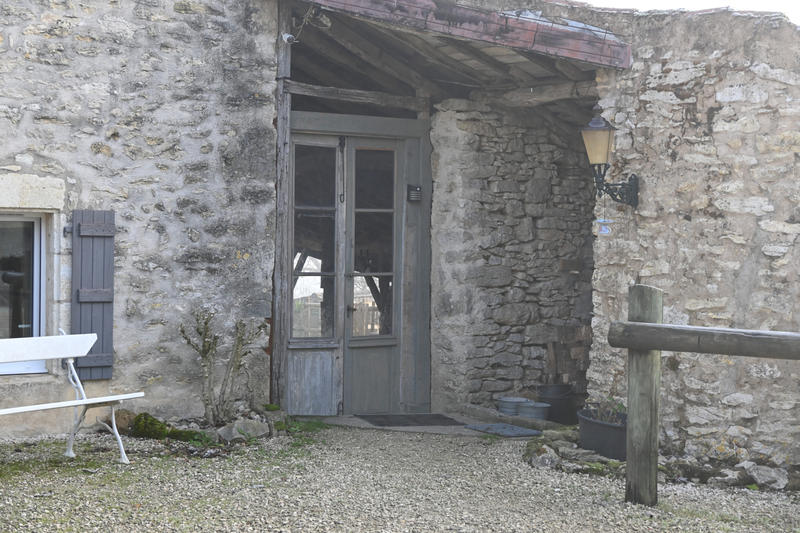 Maison - 198 m² - 8 pièces