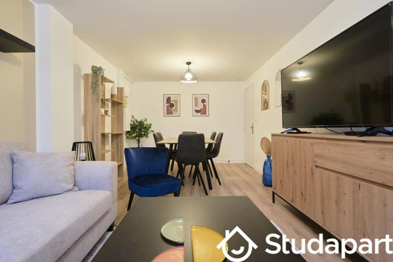 Chambre - 12 m² - 1 pièce