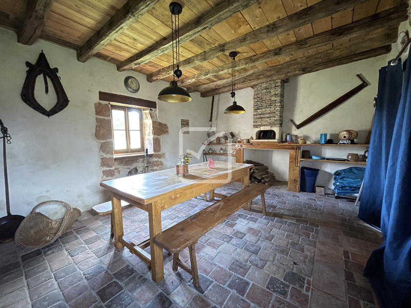 Maison - 435 m² - 14 pièces