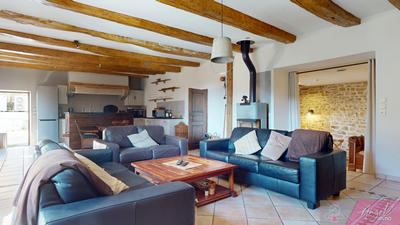 Maison - 242 m² - 9 pièces