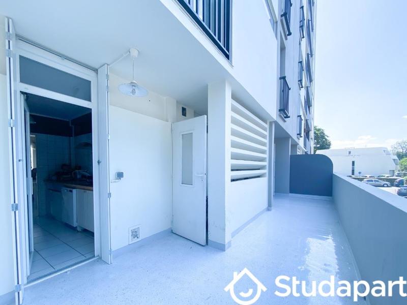 Chambre - 9 m² - 1 pièce