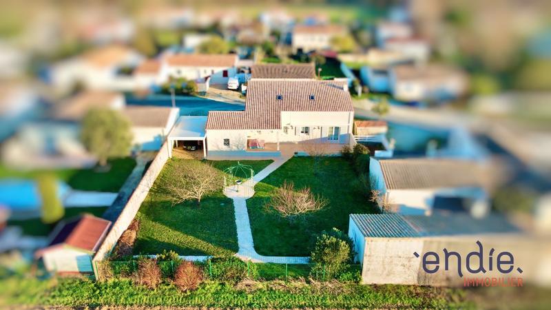 Maison - 183 m² - 7 pièces