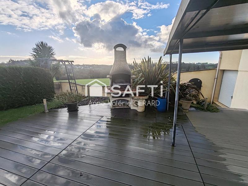 Maison - 90 m² - 5 pièces