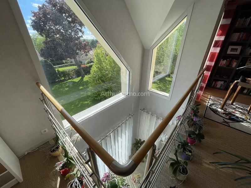 Maison - 210 m² - 8 pièces