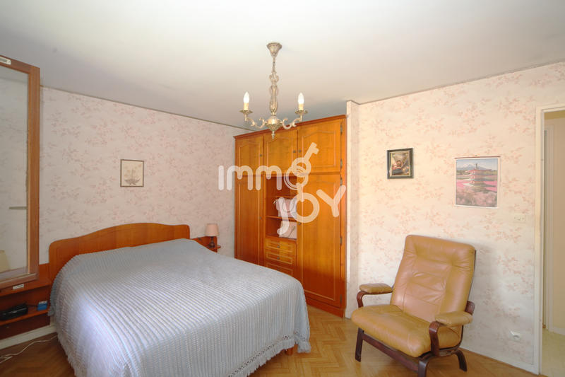 Maison - 91 m² - 4 pièces