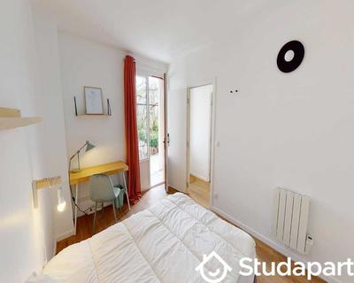 Chambre - 95 m² - 1 pièce