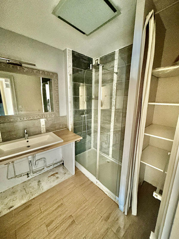 Appartement - 75 m² - 3 pièces