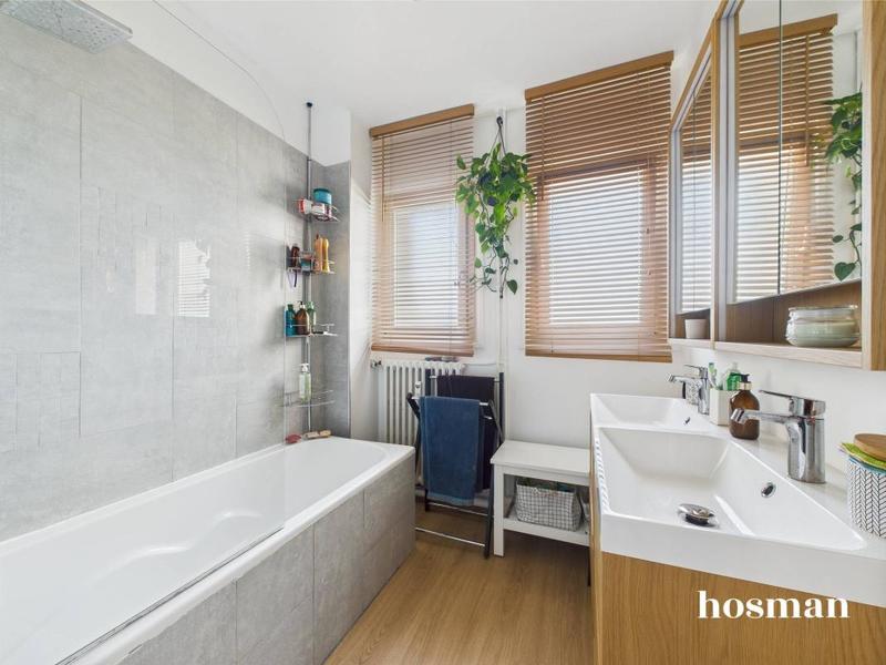 Appartement - 84 m² - 4 pièces