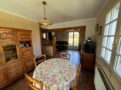 Maison - 140 m² - 5 pièces