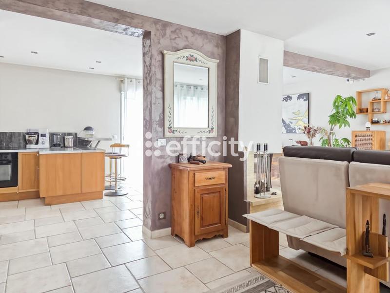 Villa - 140 m² - 5 pièces