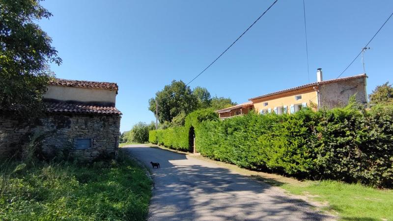 Propriété - 237 m² - 12 pièces