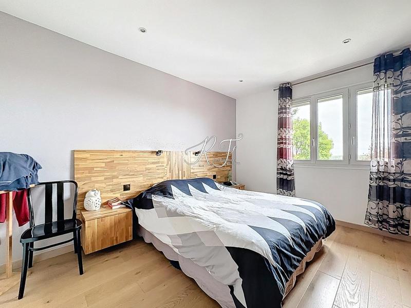 Maison - 133 m² - 6 pièces