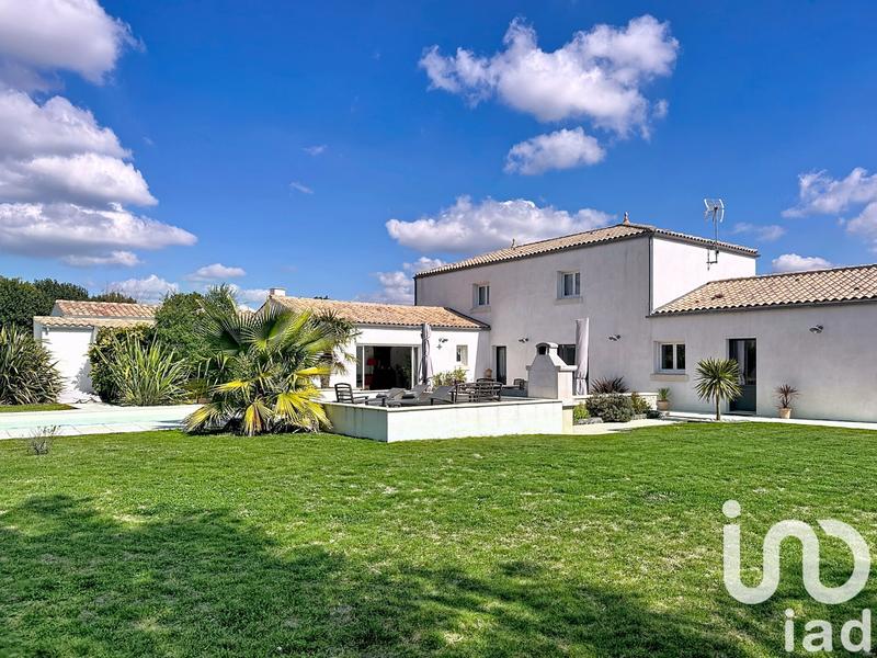 Maison - 187 m² - 6 pièces