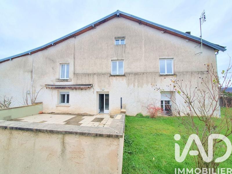 Maison - 218 m² - 7 pièces