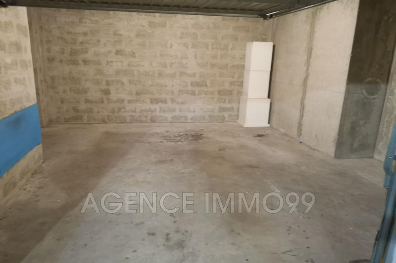 Parking / Garage - 24 m²