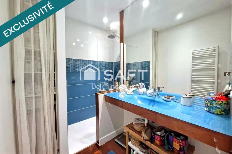 Villa - 192 m² - 8 pièces