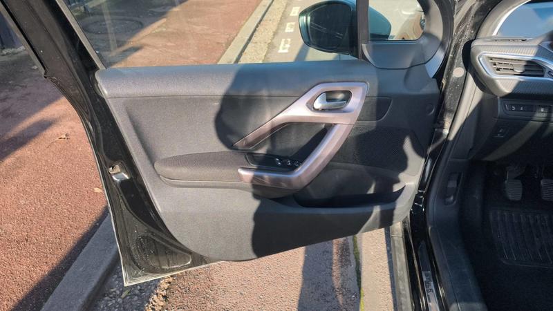 Peugeot 2008 1.2 PureTech 82 Style