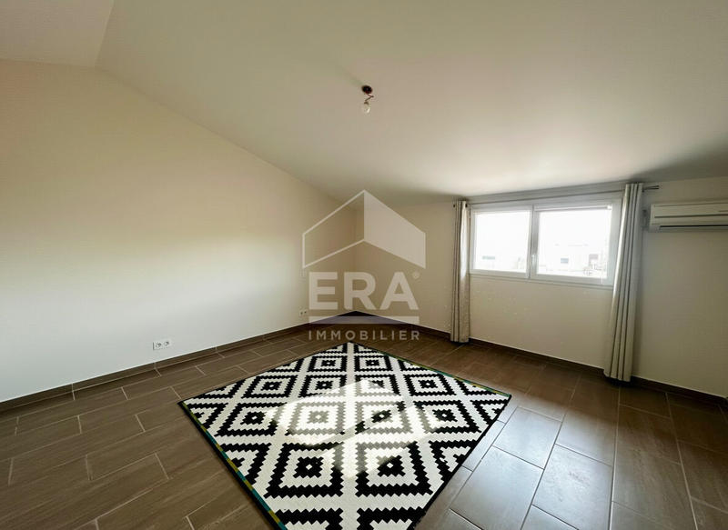 Villa - 290 m² - 9 pièces